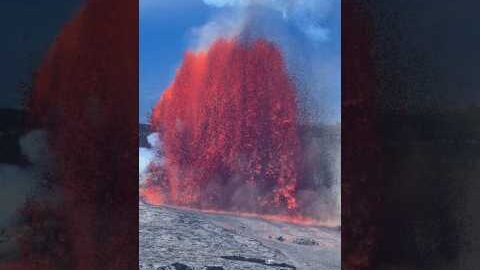 LAVA BLAST 🌋 Reynisfjara Black Sand Beach 🔥 #iceland #travel #volcano #shorts #southiceland